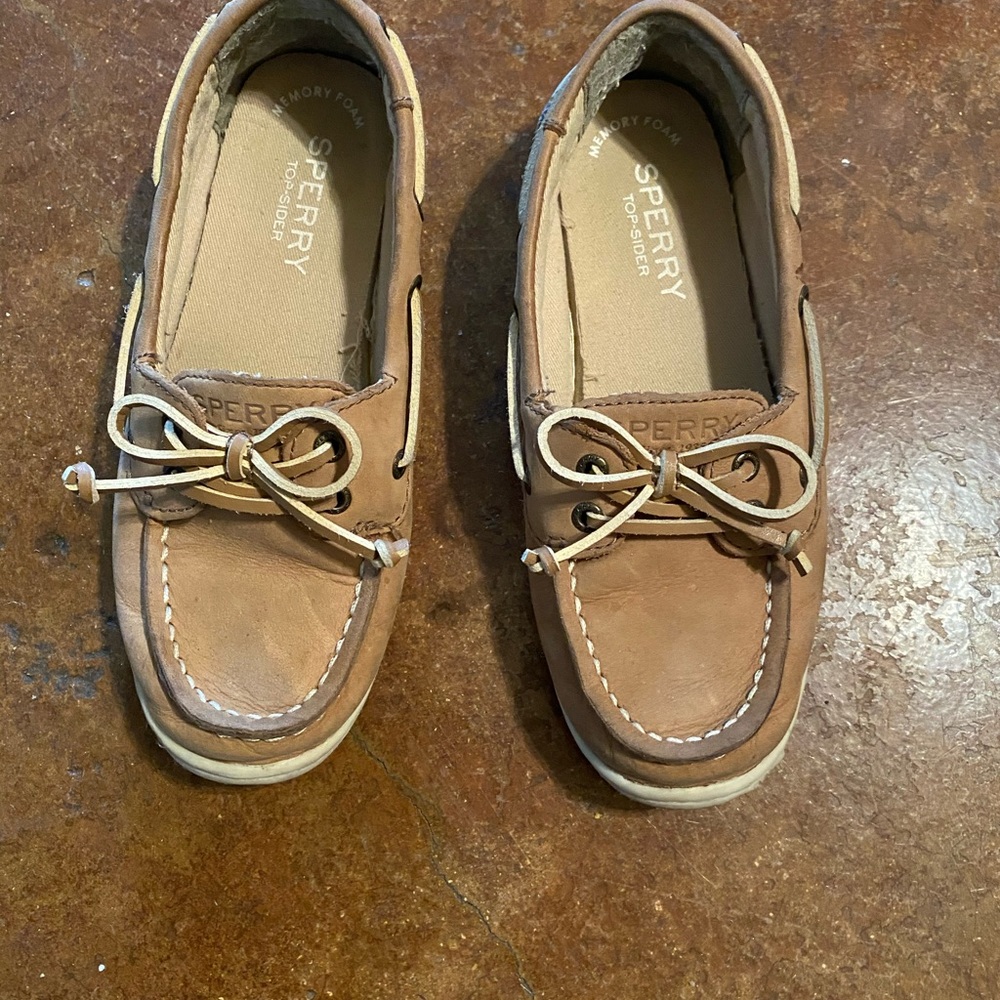 Sperry boat shoes